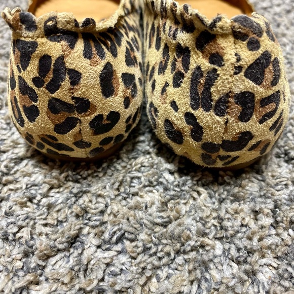 Jack Rogers Leopard Flats - - Picture 3 of 4